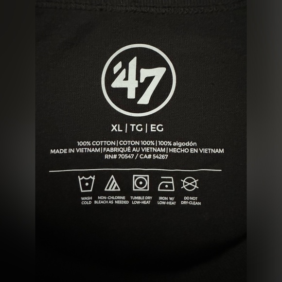 NBA NWT TORONTO RAPTORS Black Logo T Shirt in XL - Picture 2 of 9